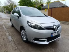 Număr de înmatriculare #fue386 - Renault Grand Scenic. Verificare auto în Moldova