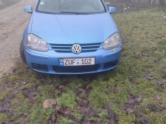 Număr de înmatriculare #ZUF102 - Volkswagen Golf. Verificare auto în Moldova