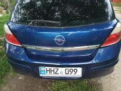 Număr de înmatriculare #hhz099. Verificare auto în Moldova
