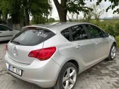 Număr de înmatriculare #ysg831 - Opel Astra. Verificare auto în Moldova