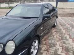 Număr de înmatriculare #AAC893 - Mercedes E Класс. Verificare auto în Moldova