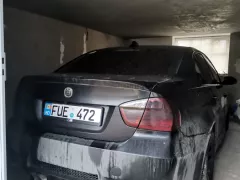 Număr de înmatriculare #FUE472 - BMW 3 Series. Verificare auto în Moldova