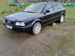 Număr de înmatriculare #hiy812 - Audi 80. Verificare auto în Moldova