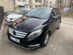 Номер авто #vxt083 - Mercedes B-Class. Проверить авто в Молдове