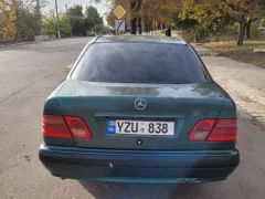 Număr de înmatriculare #YZU838 - Mercedes E Класс. Verificare auto în Moldova
